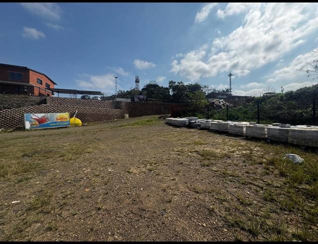 13,000M² VACANT LAND TO LET IN RIET RIVER